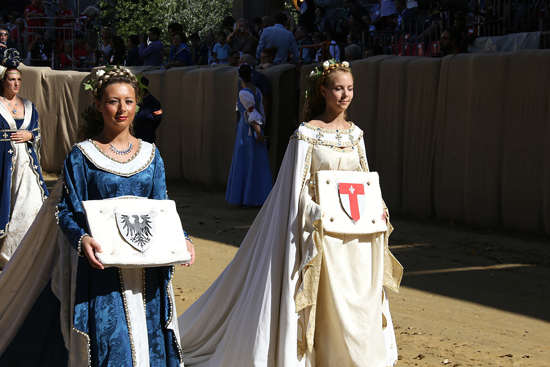 -484- CorteoStorico.jpg